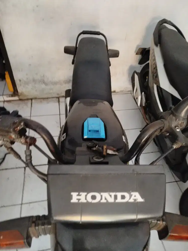 Jual motor Honda gl pro th 1997 oriqn