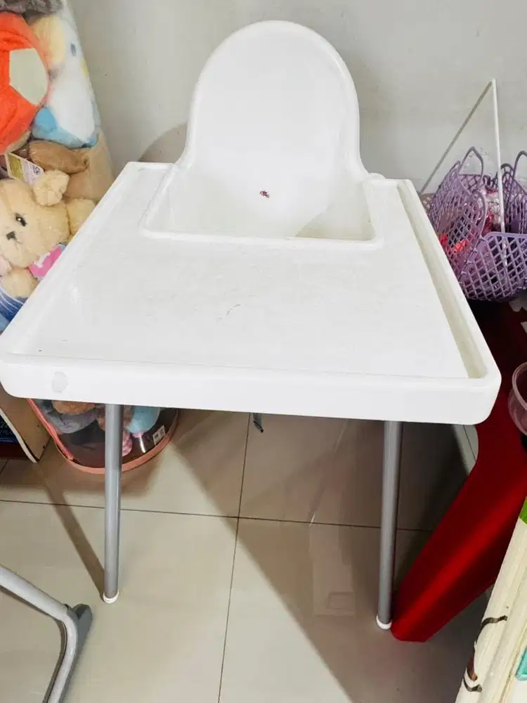 High-chair baby