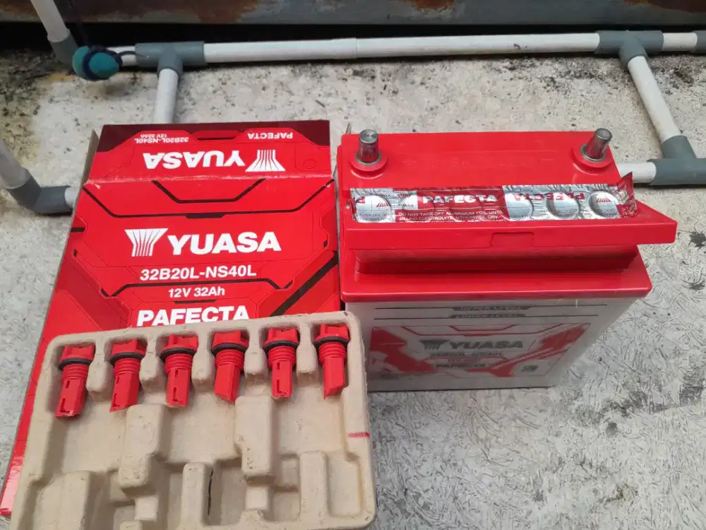 Jual aki mobil merk yuasa kondisi baru