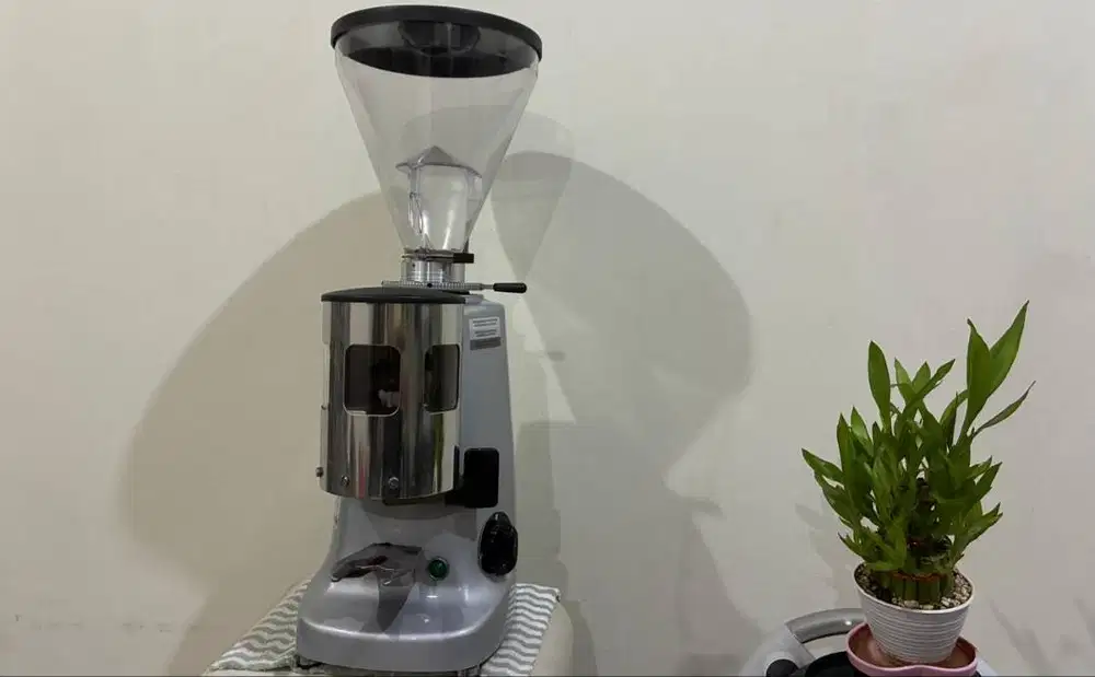 Grinder Kopi Mazzer Superjolly Man
