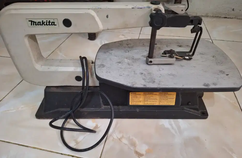 Mesin gergaji ukir /Scroll saw makita