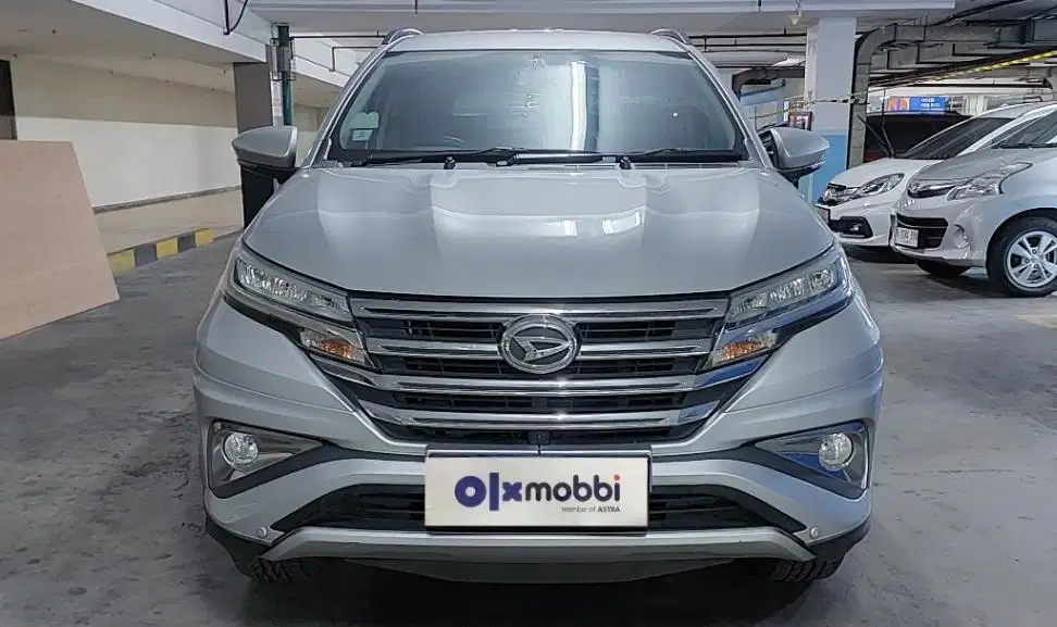 DP 10 JT Daihatsu Terios 1.5 R Deluxe Bensin-AT Silver 2018