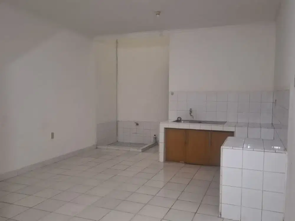 Dijual atau disewakan rumah siap huni di Daan Mogot baru