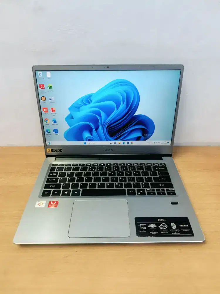 Laptop acer swift sf314 41 amd Athlon silver 300U Ram 8Gb SSD 512GB