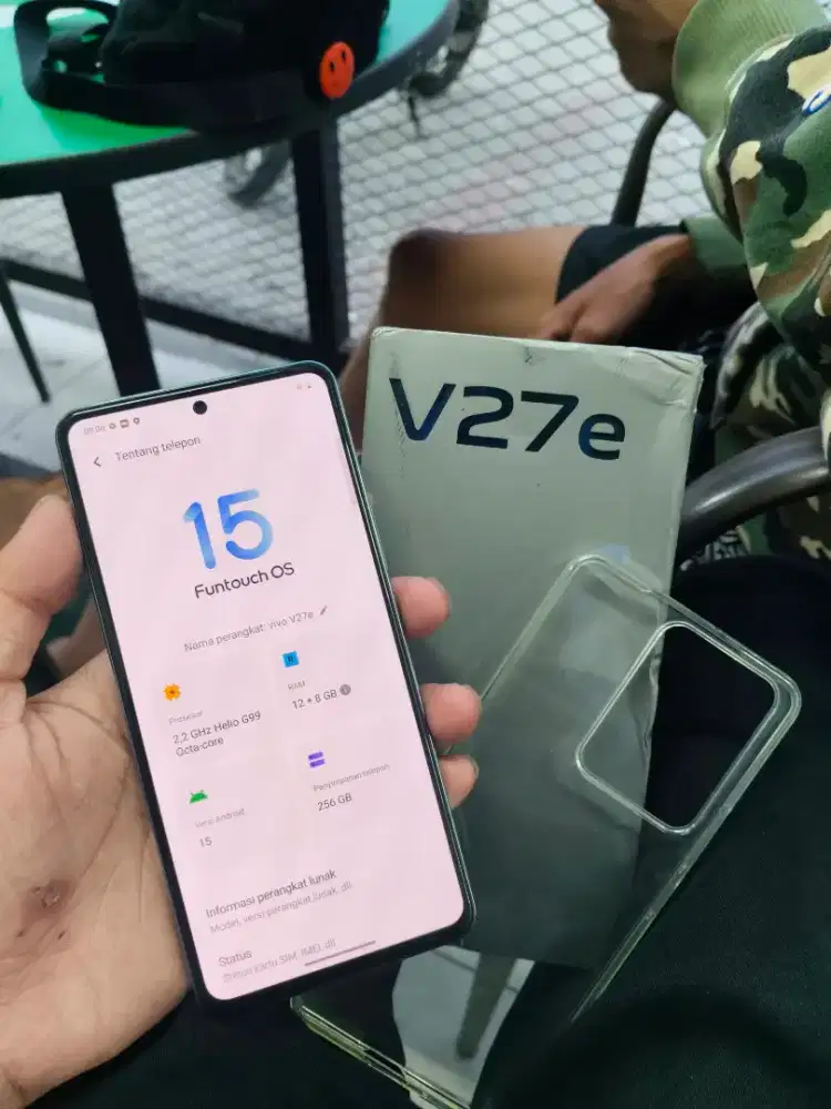 Jual vivo v27e 12/256