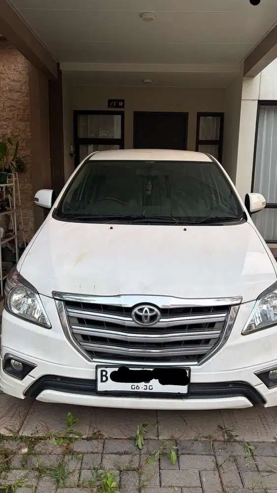 Toyota Kijang Innova 2015 Bensin