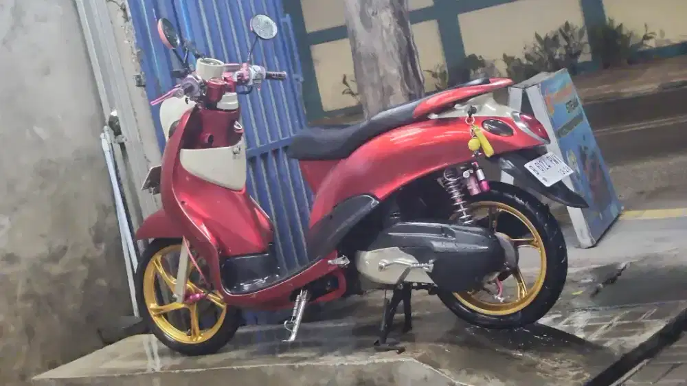 YAMAHA FINO KARBU MATIC 2013