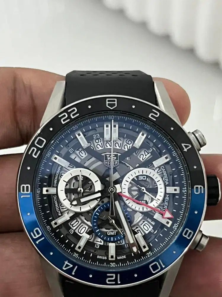 Tag heuer carrera 02. Mesin sweep vk64