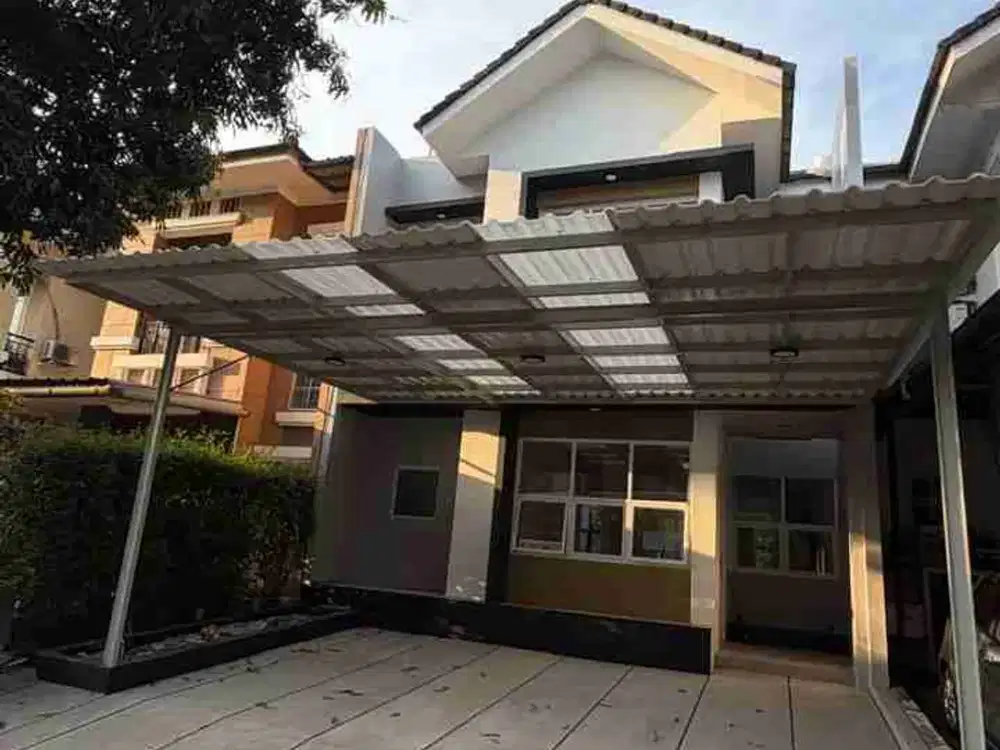 DIJUAL RUMAH SEMI FURNISHED CARPORT 2 DI THE GREEN BSD