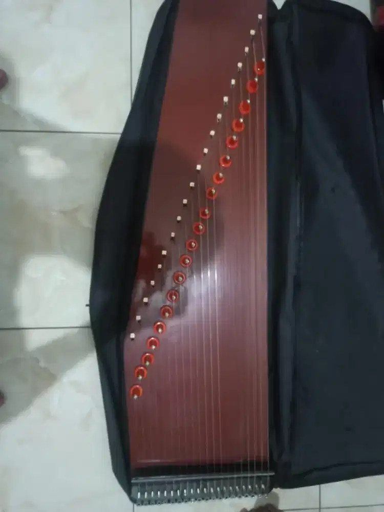 Alat musik Kecapi Sunda