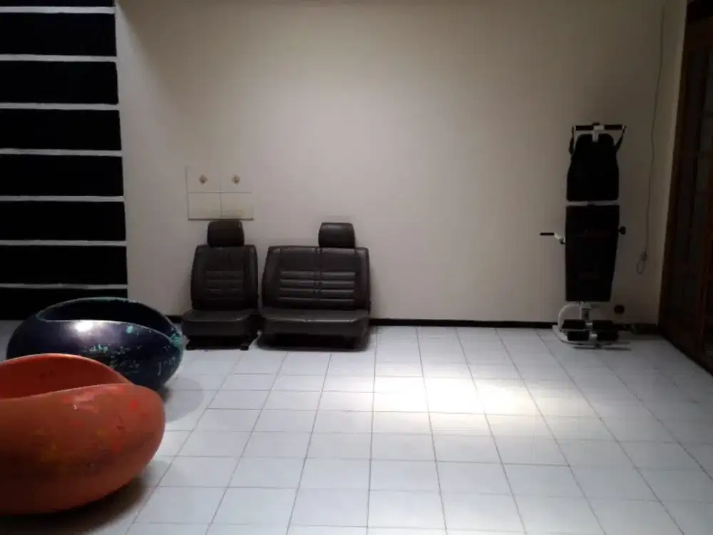 Dijual rumah siap huni Jl Kembar Bandung