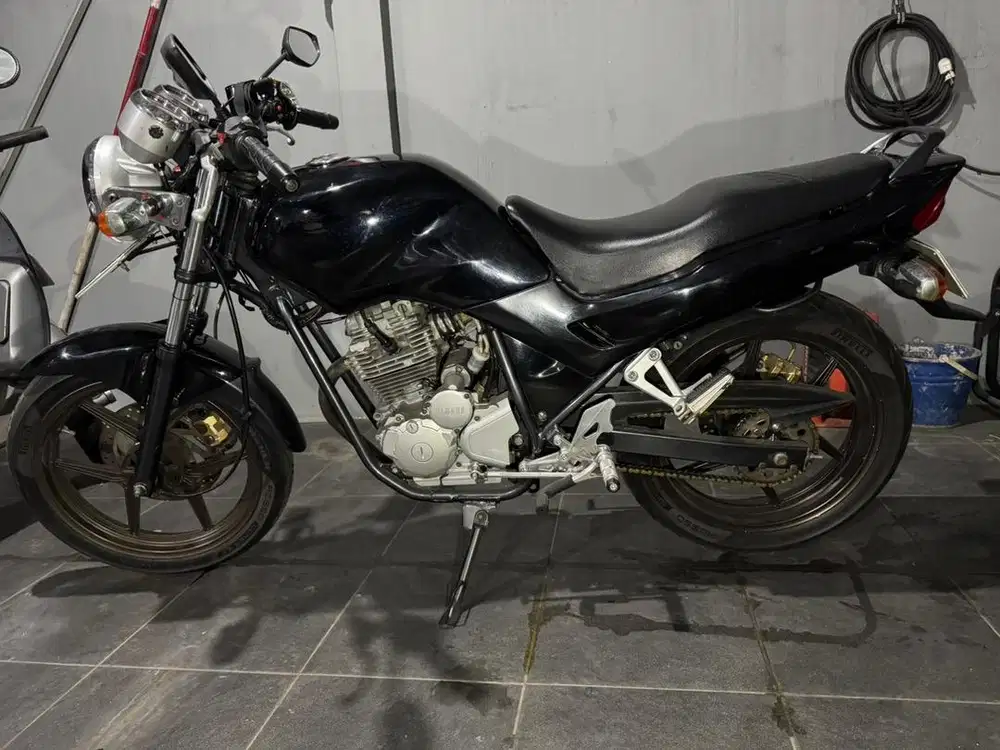 Yamaha scorpio 2005