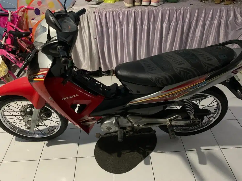 Jual Honda Supra Fit tahun 2006