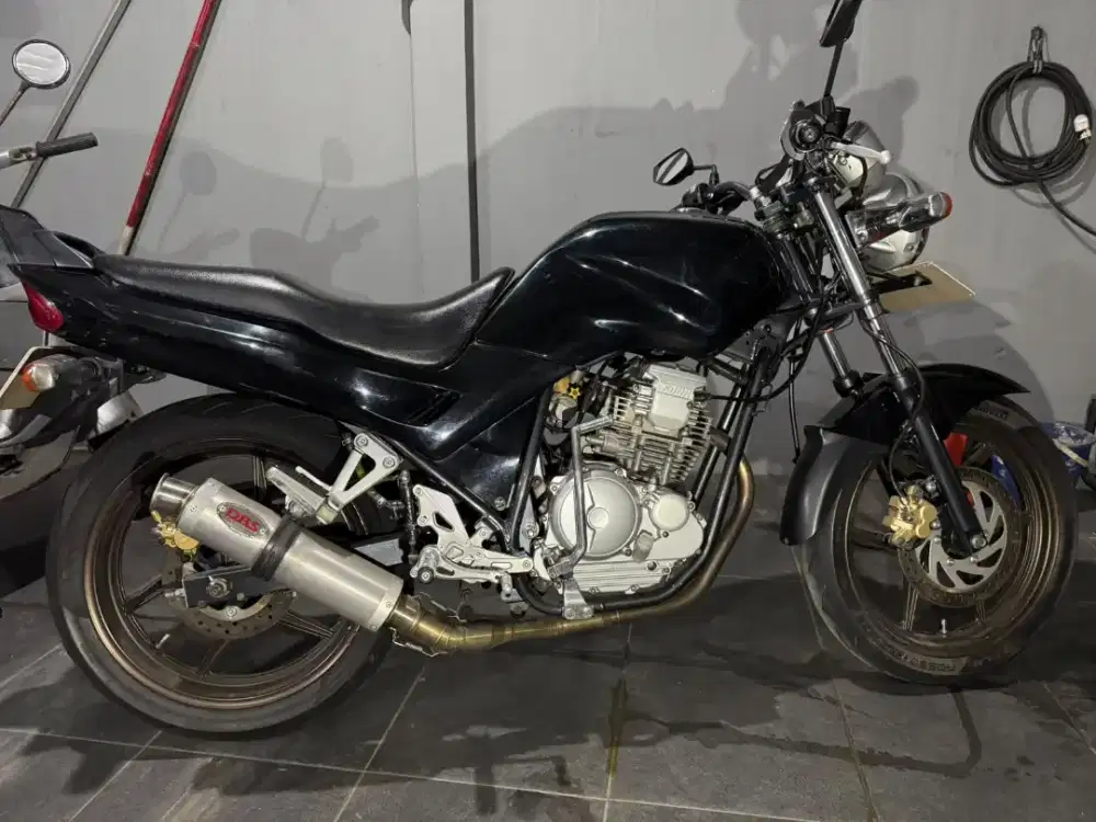 Yamaha scorpio 2005