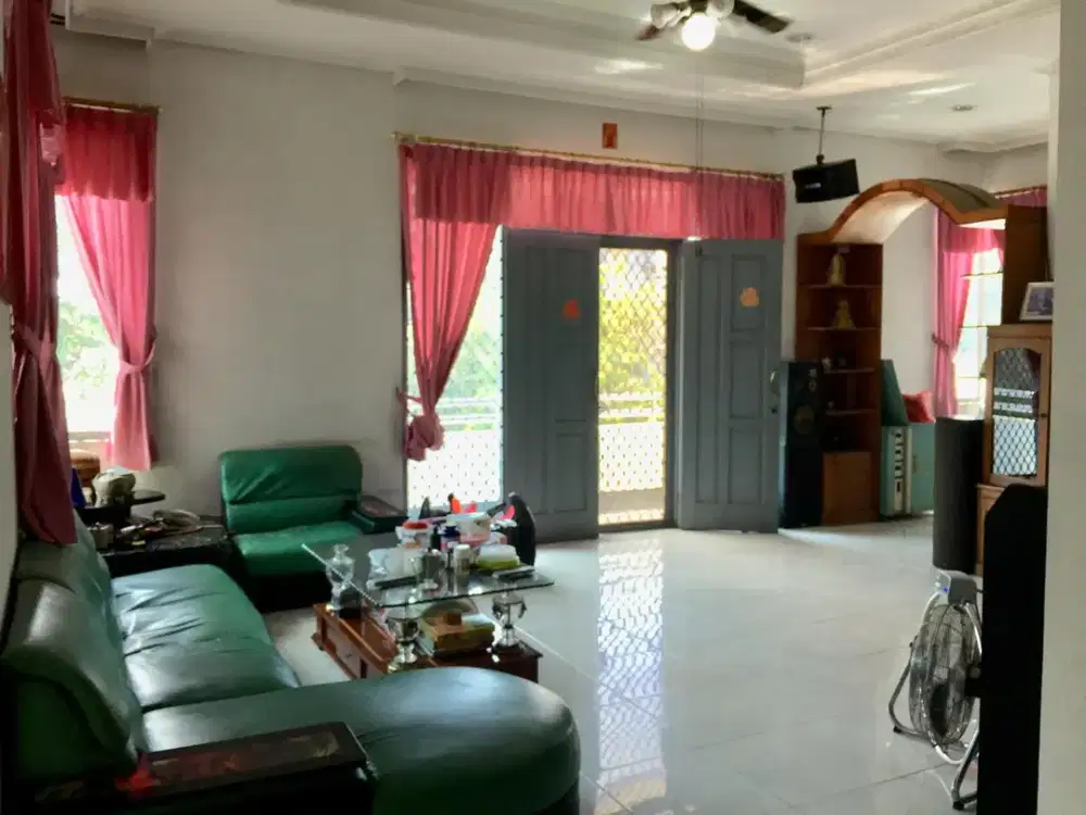 Dijual Rumah Muara Karang, Uk.12x25, 2.5 Lantai, Semi Furnished, Rp 8 M