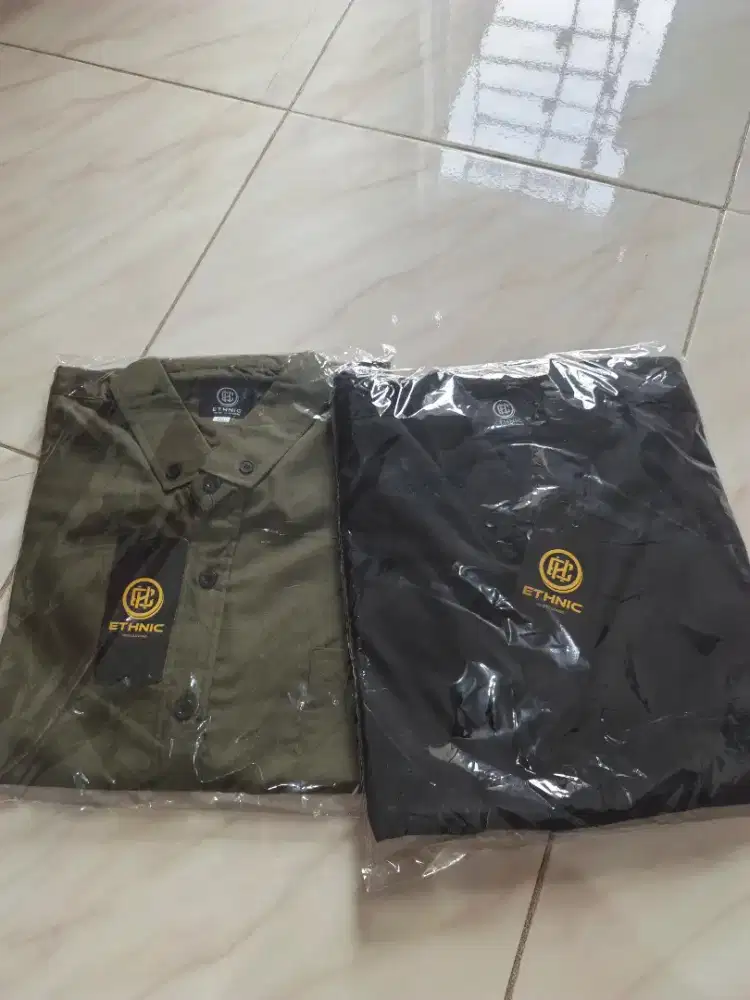 Baju kemeja Polos