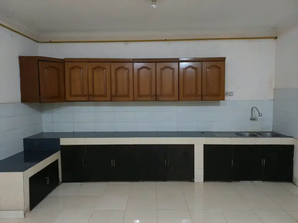 Disewakan Rumah 2 Lantai Taman Modern Cakung 85 Juta #2237