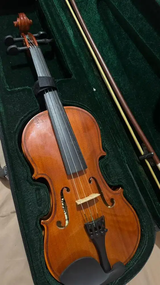 Biola Merk Maxtone Ukuran 3/4 (Second/Bekas)