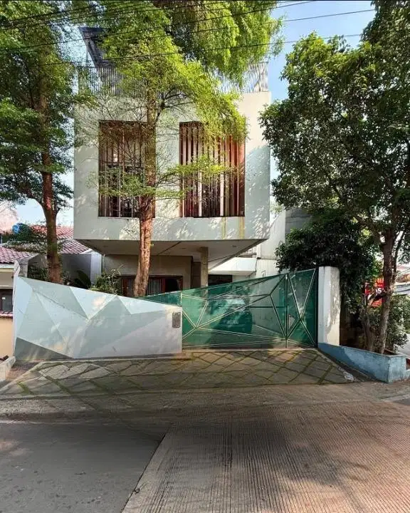 Dijual rumah modern furnished di cempaka baru kemayoran jakpus