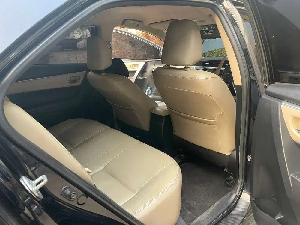 Toyota Corolla Altis 2015 Bensin