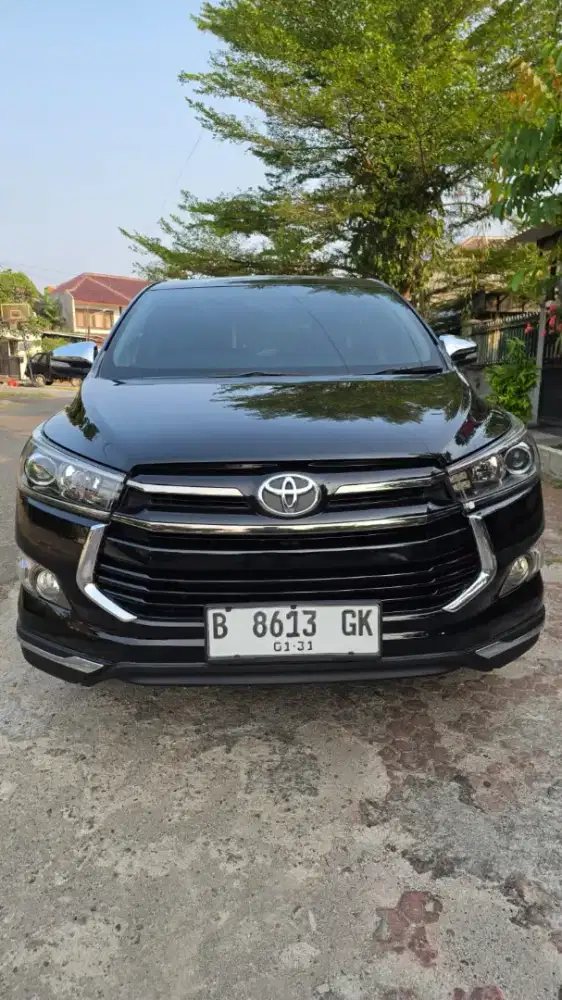 Toyota Venturer 2.0 Bensin AT 2020