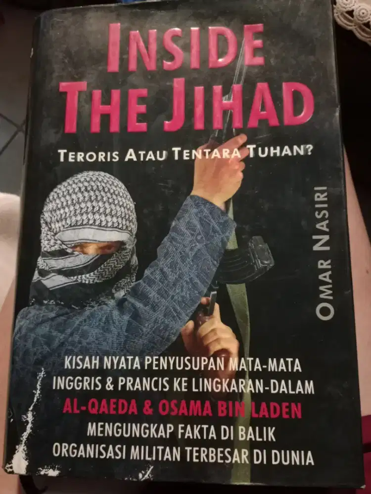 Memoar nonfiksi berjudul Inside the Jihad