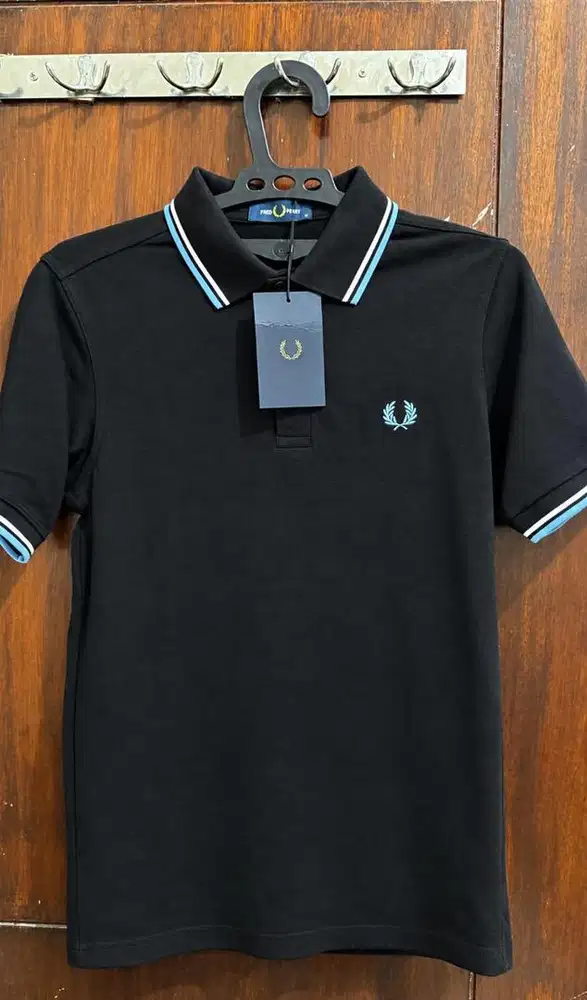 Fred Perry 100% Original. Masih Baru