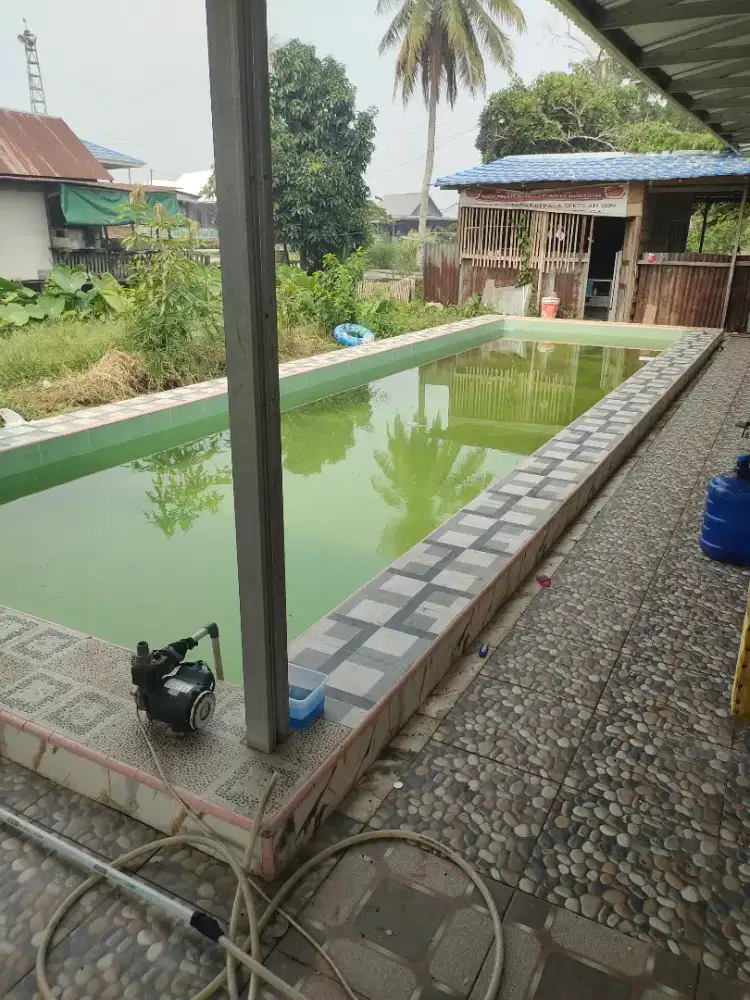 Dijual rumah dan isinya