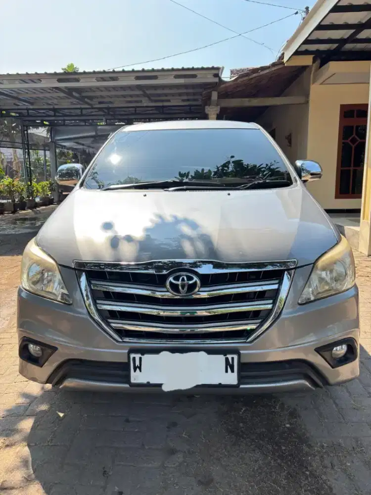 DIJUAL INNOVA DIESEL MANUAL SILVER 2015