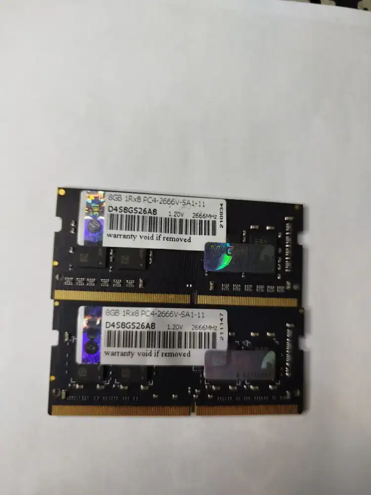 JUAL BORONGAN RAM LAPTOP DDR4 — 6 KEPING