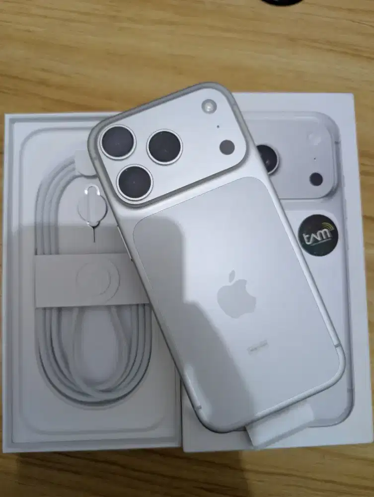 Iphone 17 pro 256 ibox pemakaian 4 hari