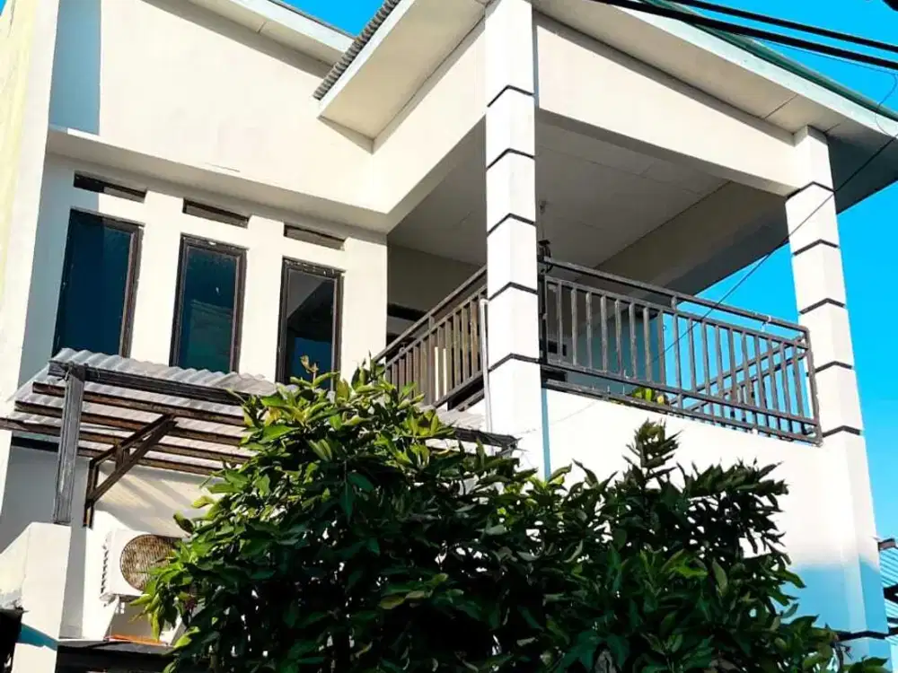 Dijual Rumah Posisi Hook Tingkat 2 Lantai Siap Pakai Daerah Pedurungan