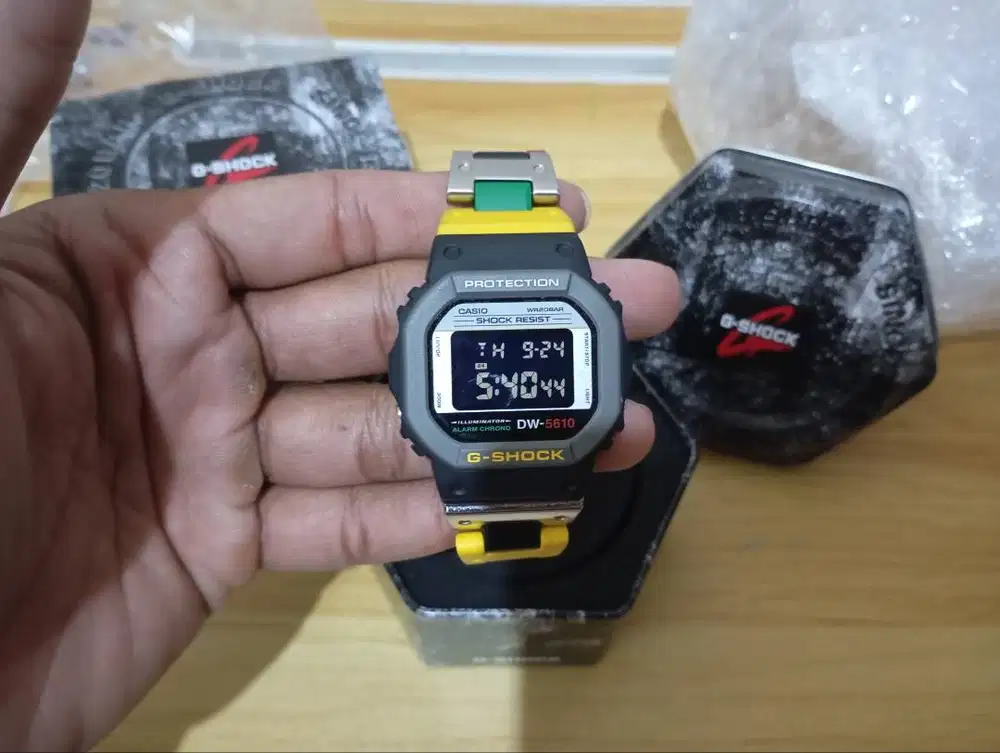 Jual Koleksi Langka Jam G Shock Original DW-5610MT-1DR Mix Tape Series