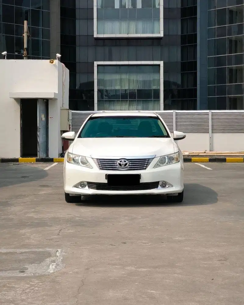 TOYOTA CAMRY V (2011)