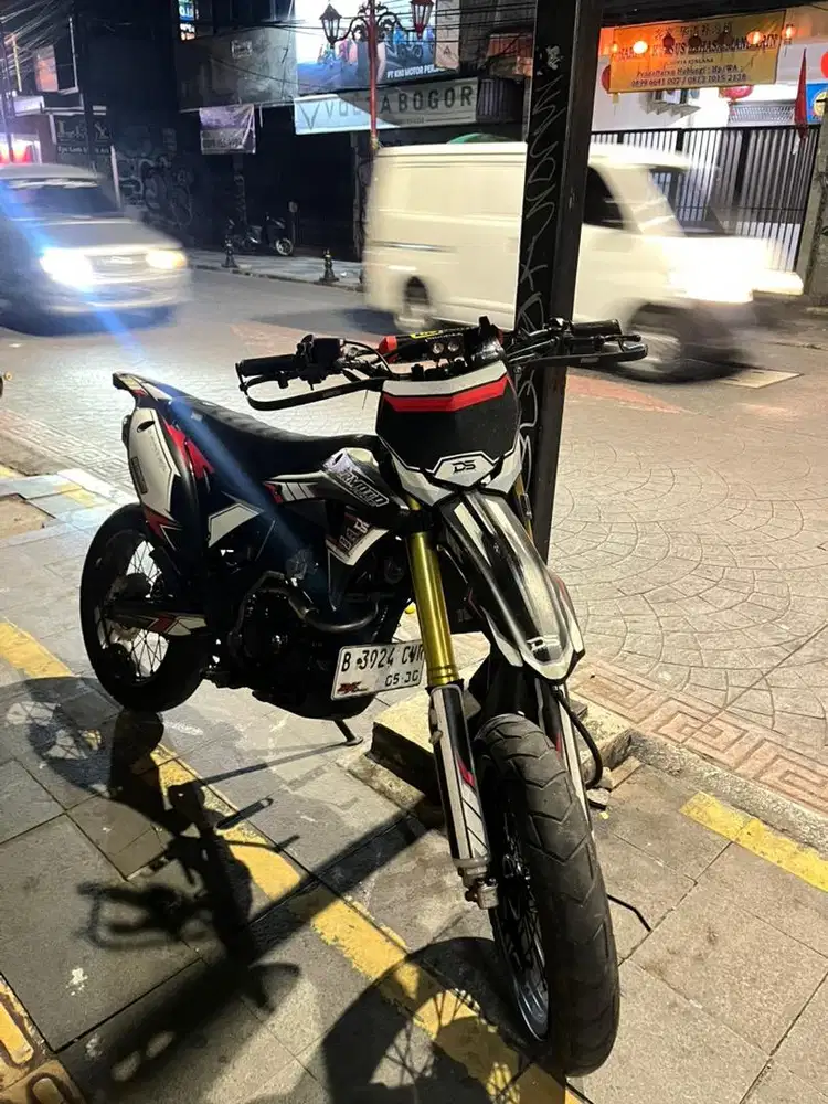 Dijual KLX 150 Surat komplit