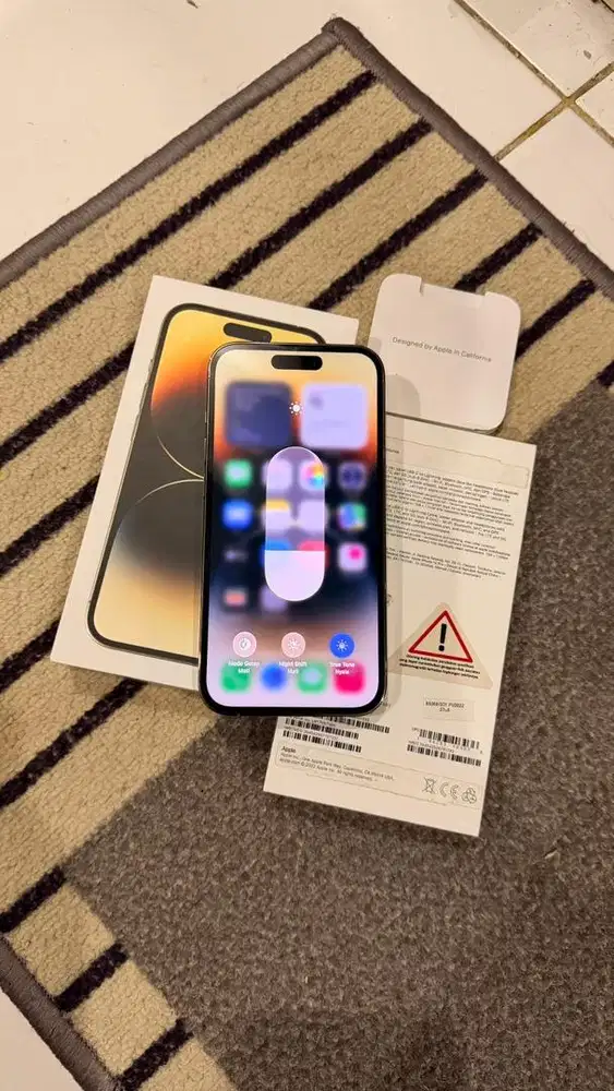 Iphone 14 Pro 256GB Gold Resmi Ibox Mulus Lengkap
