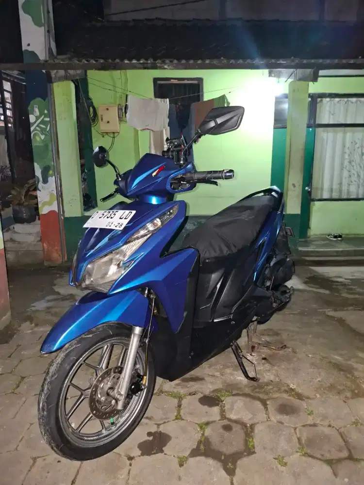 VARIO KZR 125 ISS