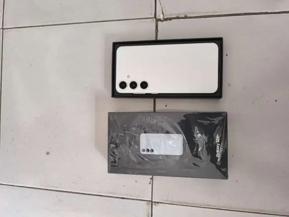 ‎Nyari iPhone 13-16PM & Samsung Z Fold 4/5/6 COD Tangerang