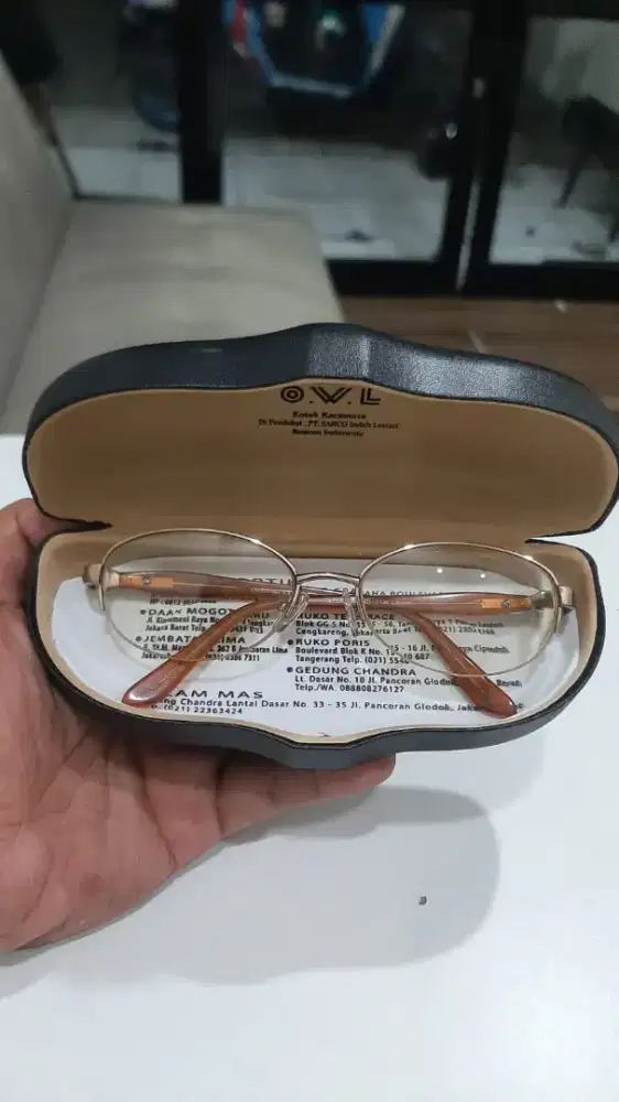 Preloved Frame Kaca Mata Swarovski