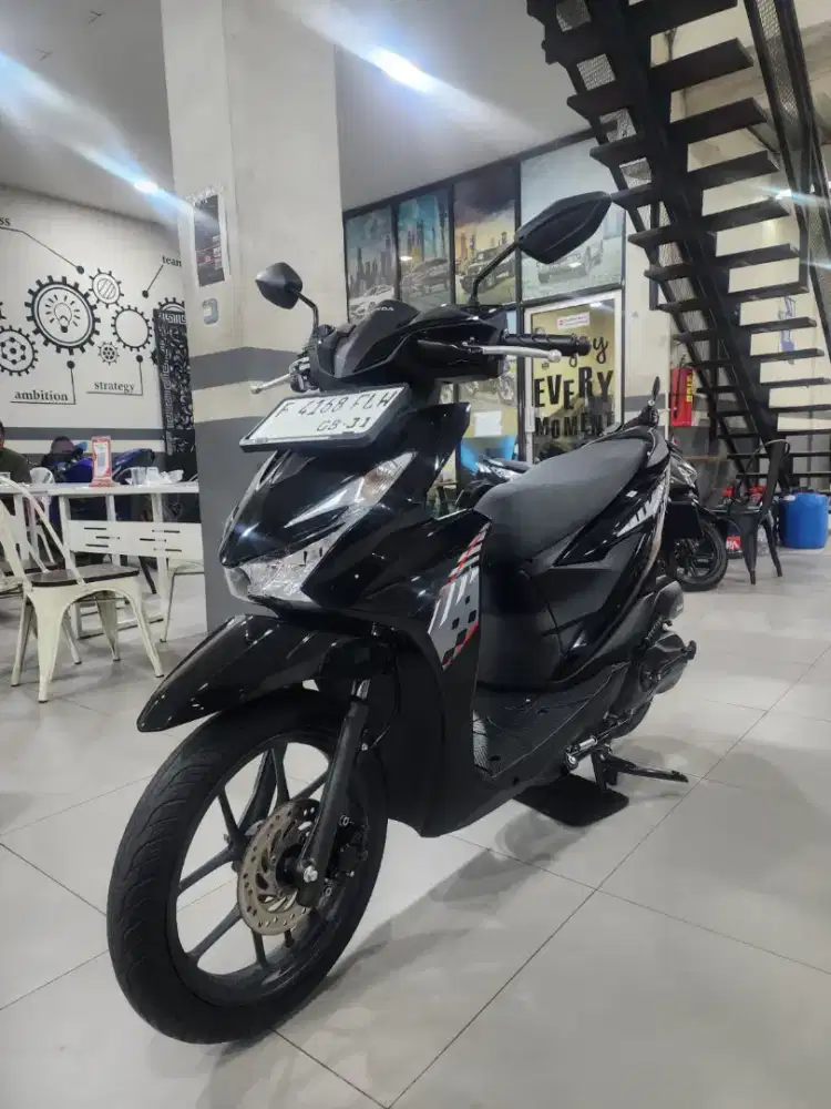 READY BEAT SPORTY CBS KM LOWW