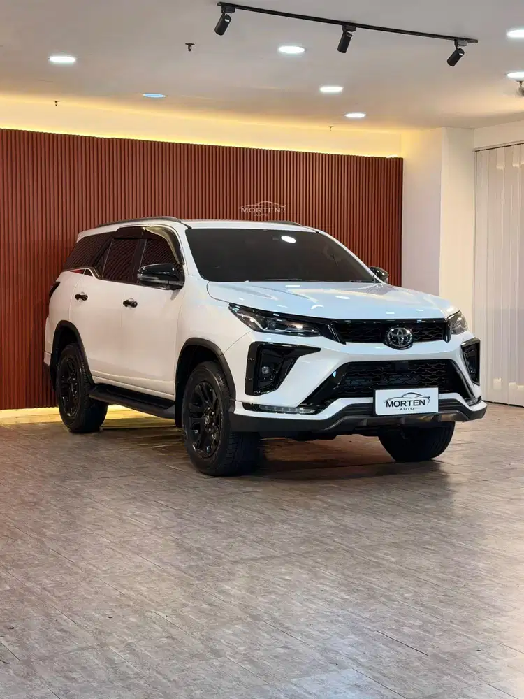 Toyota Fortuner Legender 2.8 GR Sport TSS 2025 Odo 9 Ribu Record Antik