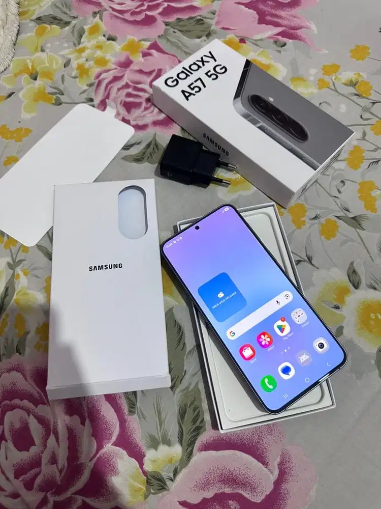 SAMSUNG A57 5G RAM 12/256 GB FULLSET BARU 1 MINGGU PAKAI