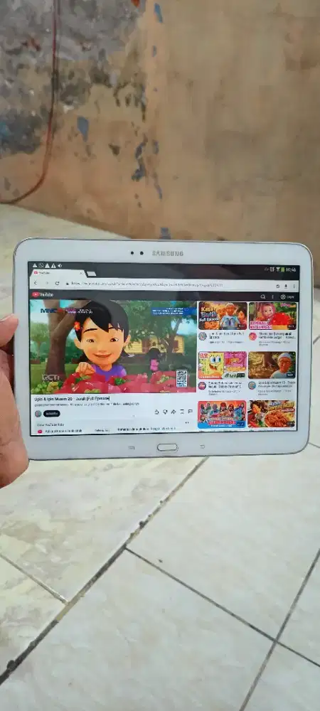 Samsung Tab 3 10in bisa YouTube via Chrome