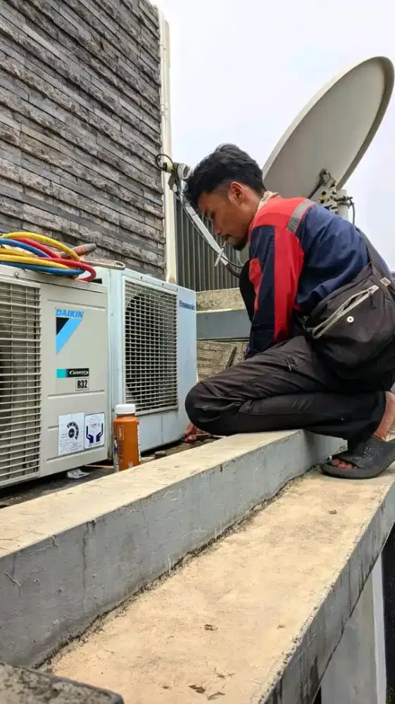 Service AC bongkar pasang AC kulkas pompa air