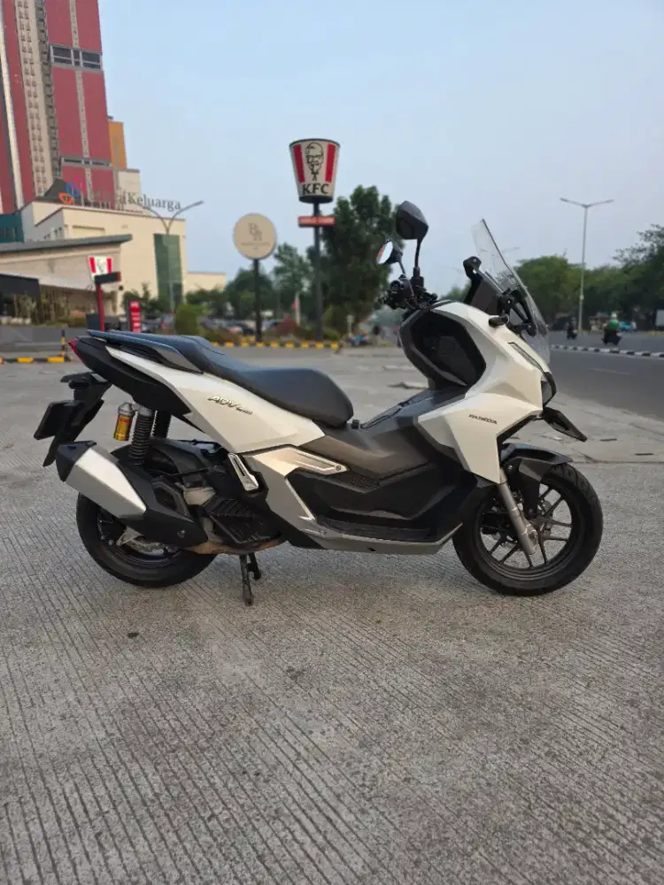 Honda ADV 160 CBS 2024 | ADV 160 | ADV 2024 Putih Mulus