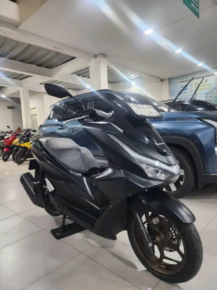 PCX 160 ABS KM LOW GRESS DP AJUKAN SAJA