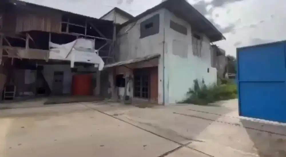 Dijual tanah BISA NEGO SAMPAI DEAL & STRATEGIS (gudang kayu)
