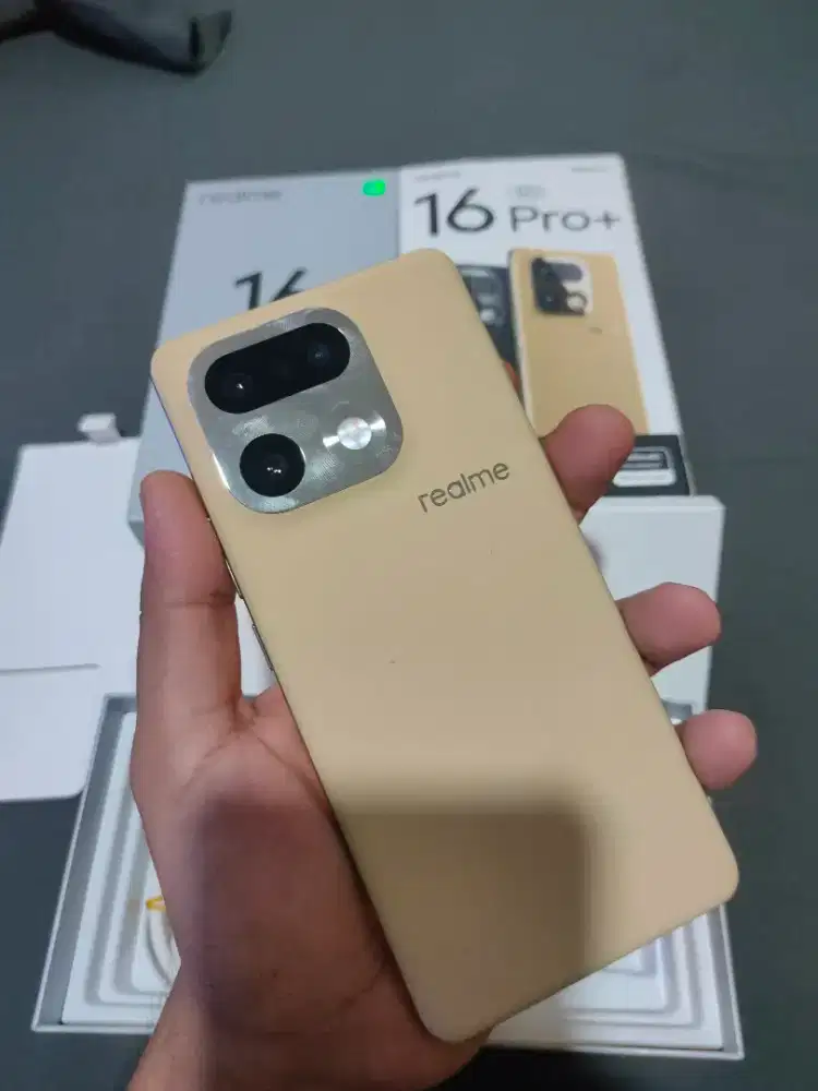 Realme 16 Pro+ Plus 5G 12/512 Mulus Spek Gokil Bisa dicek Fullset
