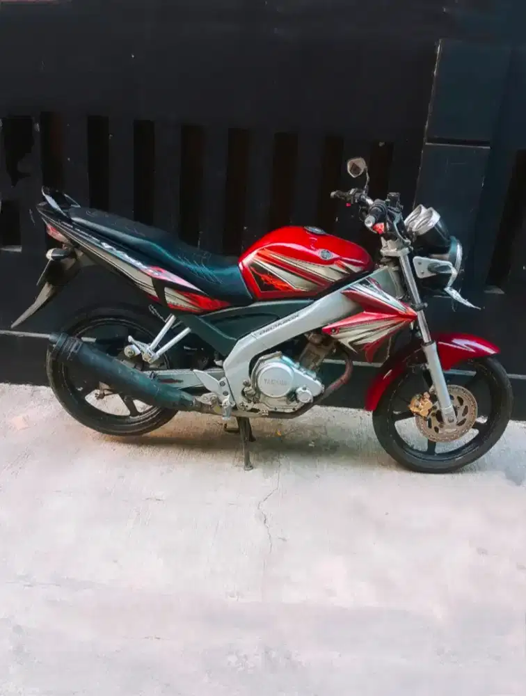 Yamaha Vixion Lengkap siap pakai mesin jos pemakaian bapak-bapak