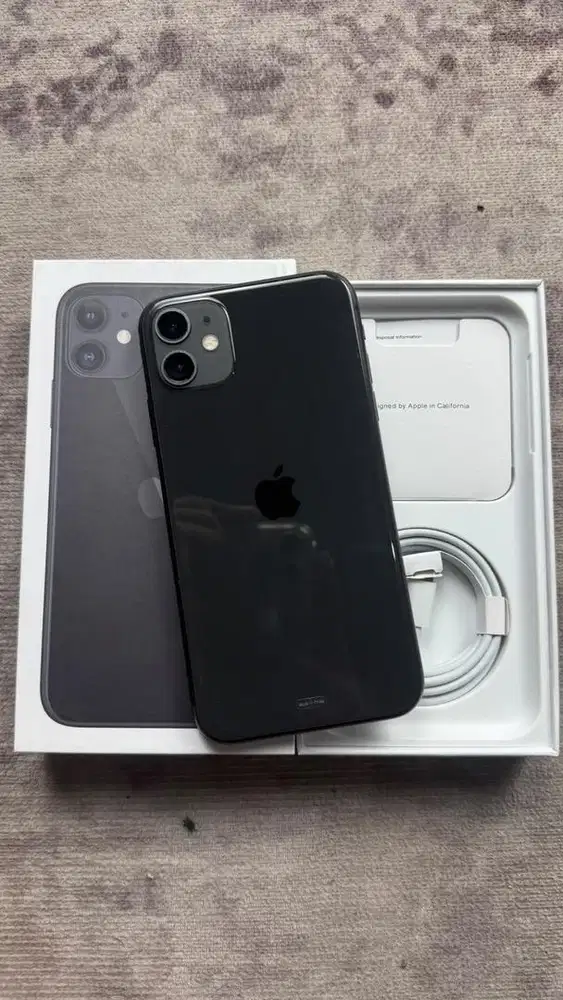 iPhone 11 64GB iBox
